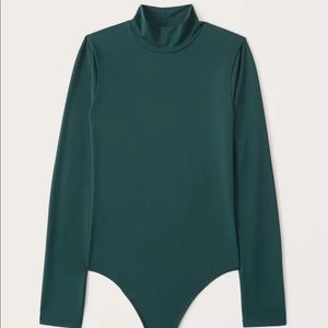 Abercrombie Bodysuit M NWT